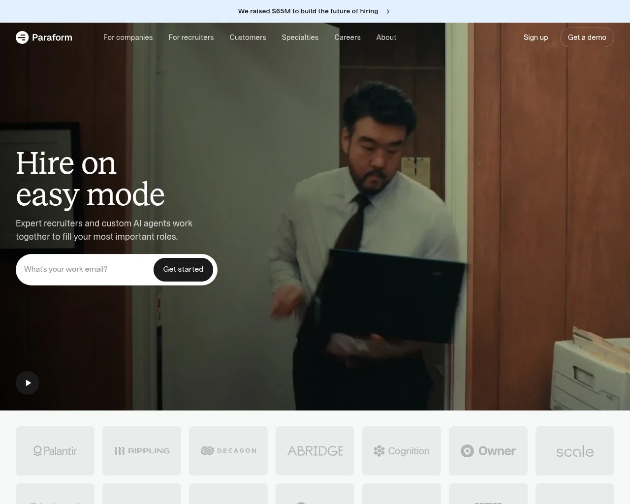 Screenshot of the Paraform website homepage